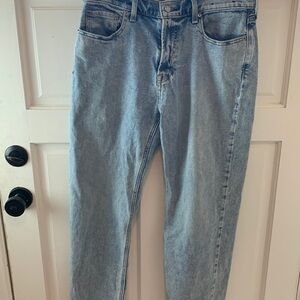 Hollister loose fitting jeans